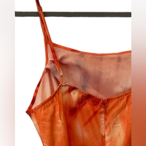 NWOT SPAGHETTI STRAP DRESS - Picture 4 of 9